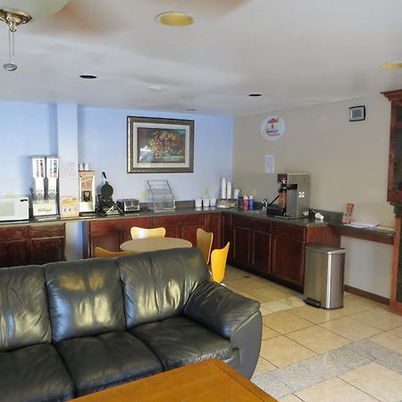 Knights Inn Memphis At Macon Cove 外观 照片