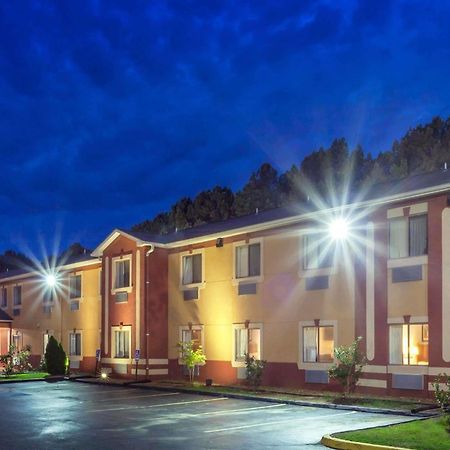Knights Inn Memphis At Macon Cove 外观 照片